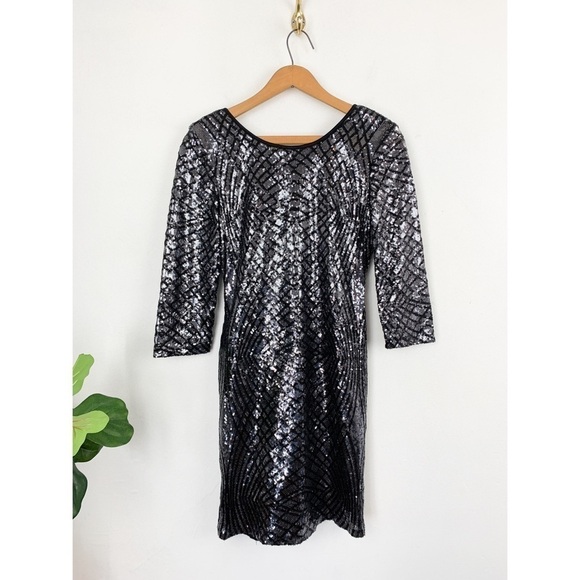 Midnight Doll Black Sequin 3/4 Sleeve Scoop Neck Mini Cocktail Dress Sz L - Picture 1 of 9